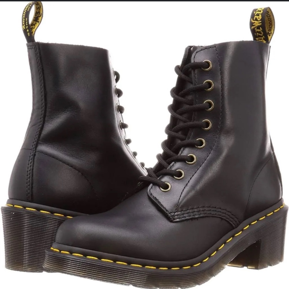Dr. Martens Clemency Boots Women’s size 6 EEUC